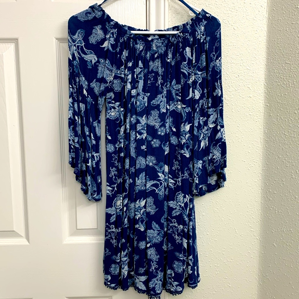 Knox Rose off-the-shoulder blue/wh. Floral dress, M